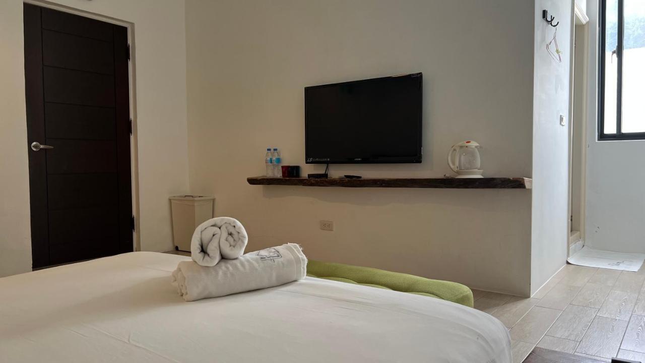 Bed and Breakfast 永勝客棧 Manzhou Exterior foto